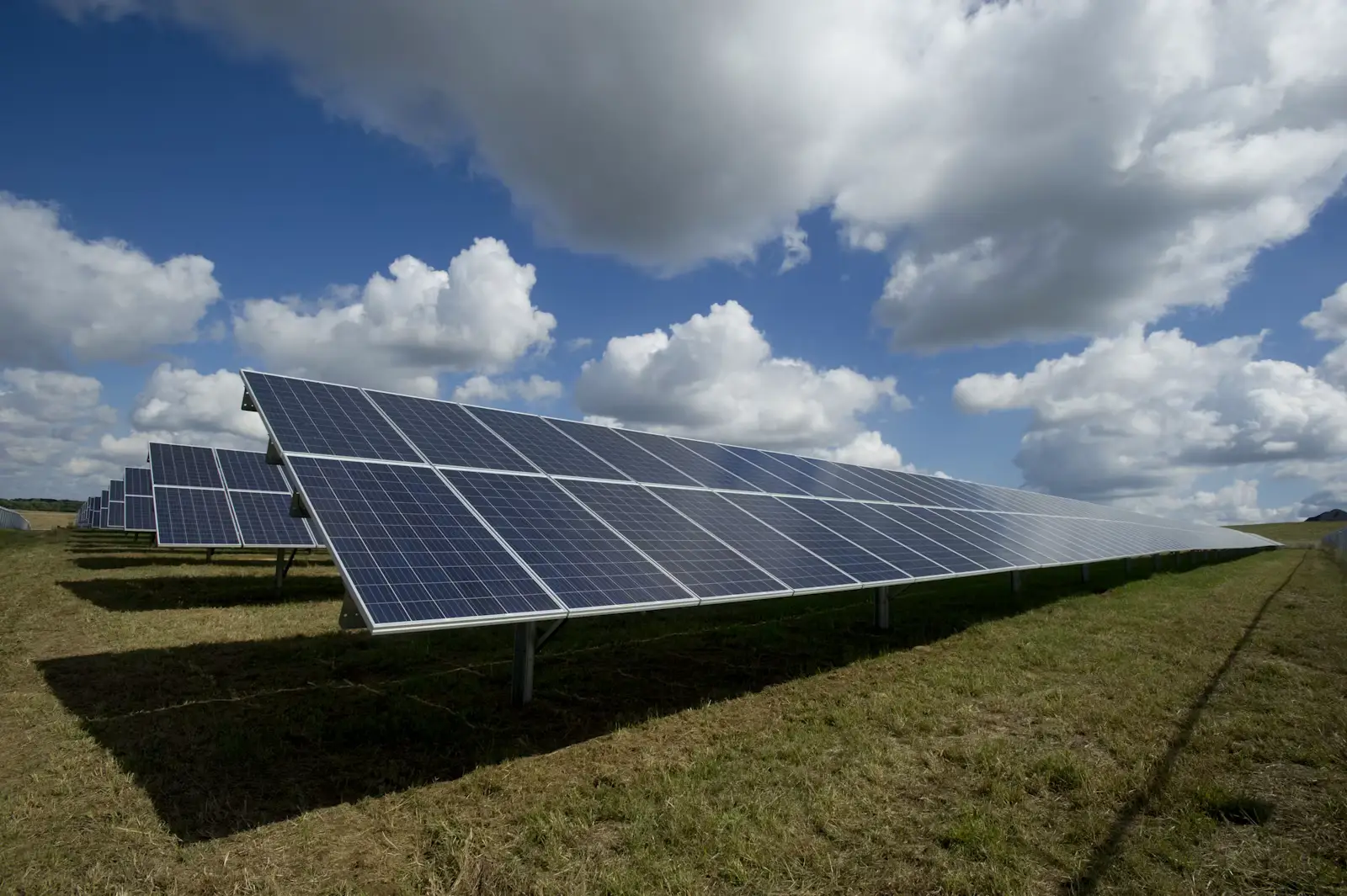 Solar Guides & Insights